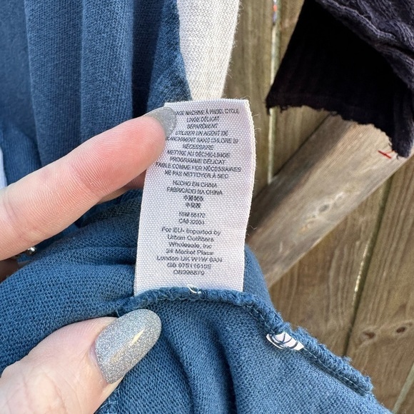 Free People We The Free Waffle Knit Sleeve Mixed Media Henley Style Raw Edge Top - Picture 7 of 8